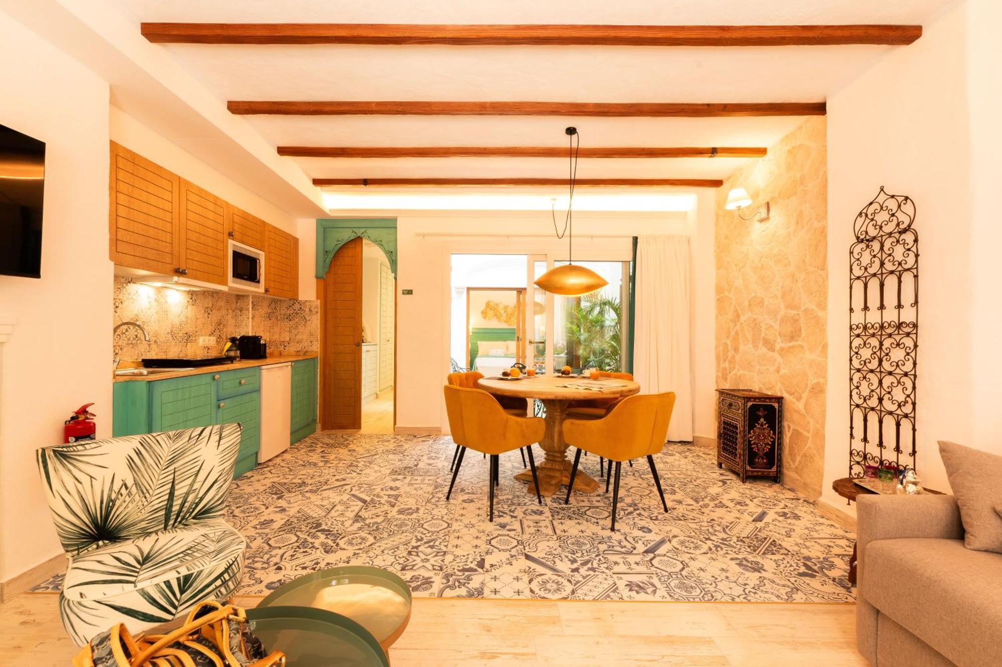 Casa Esmeralda - Luxury Boutique Apartments Old Town Estepona Zewnętrze zdjęcie